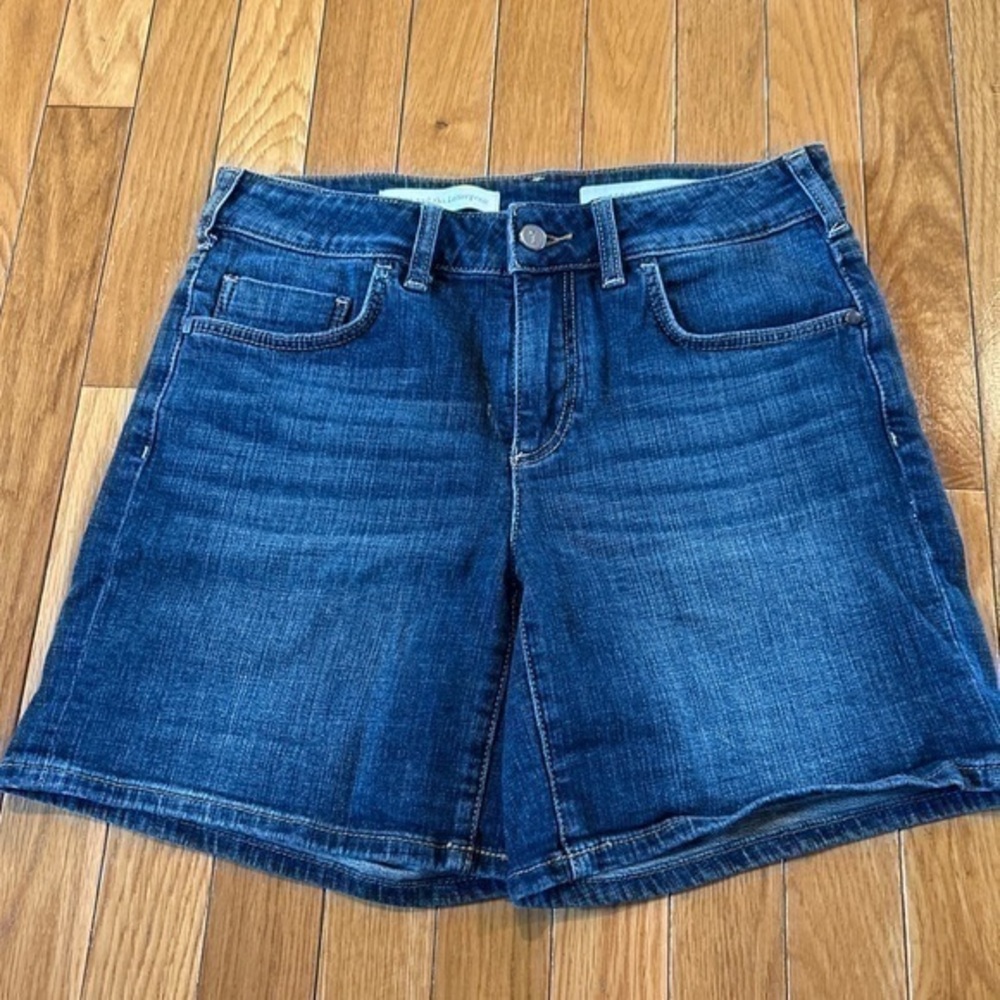 Pilcro and the Letterpress Script Blue Denim Sz 27 Jean Mom Shorts 6” Inseam